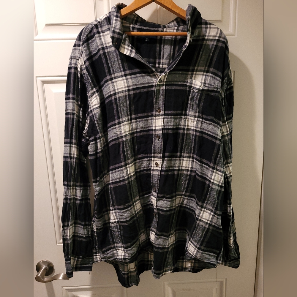 COMFORT & BORROW XL WOMEN'S PLAID SHIRT
